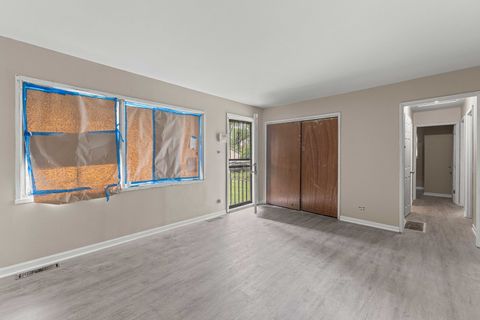Tiny photo for 172 W 158th Street, Harvey, IL 60426 (MLS # 12677447)