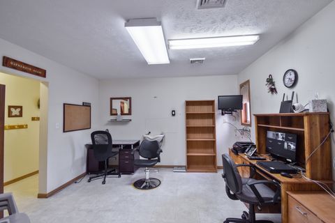 Tiny photo for 103 S 4th Street, Chatsworth, IL 60921 (MLS # 12642252)
