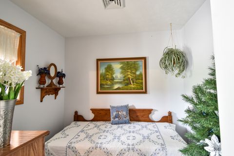 Tiny photo for 103 S 4th Street, Chatsworth, IL 60921 (MLS # 12642252)