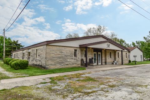 Tiny photo for 103 S 4th Street, Chatsworth, IL 60921 (MLS # 12642252)