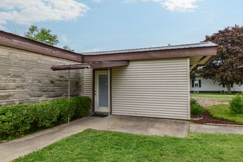 Tiny photo for 103 S 4th Street, Chatsworth, IL 60921 (MLS # 12642252)