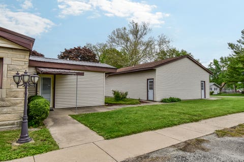 Tiny photo for 103 S 4th Street, Chatsworth, IL 60921 (MLS # 12642252)