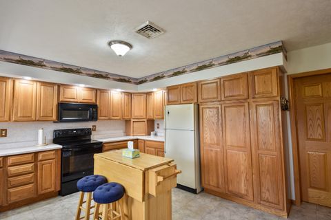 Tiny photo for 103 S 4th Street, Chatsworth, IL 60921 (MLS # 12642252)