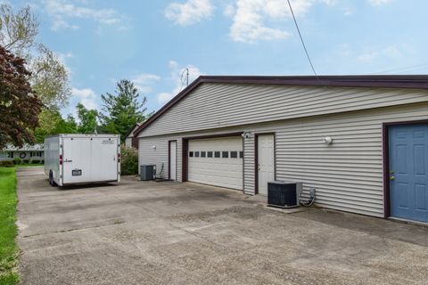 Tiny photo for 103 S 4th Street, Chatsworth, IL 60921 (MLS # 12642252)