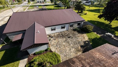 Tiny photo for 103 S 4th Street, Chatsworth, IL 60921 (MLS # 12642252)
