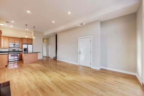 Tiny photo for 1440 N MAPLEWOOD Avenue #3S, Chicago, IL 60622 (MLS # 12587449)