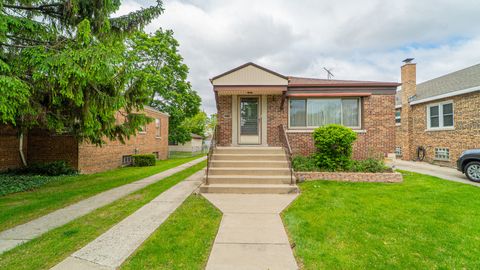 13122 S Escanaba Avenue Chicago IL 60633