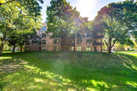 Tiny photo for 1066 Shermer Road #43, Northbrook, IL 60062 (MLS # 12776425)