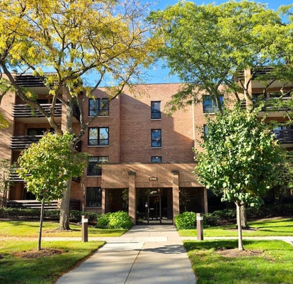 1066 SHERMER RD APT 43, NORTHBROOK, IL 60062 - Image 2cb39ff291073b786cd6fbef386e30cb/3763744113