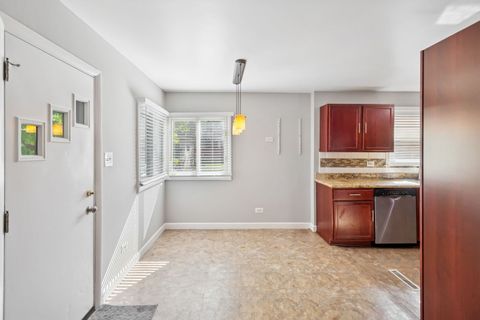 Tiny photo for 2011 Brummel Street, Evanston, IL 60202 (MLS # 12516556)