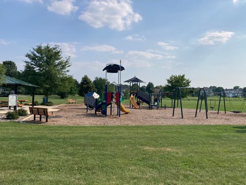 Tiny photo for 4711 Snapjack Circle, Naperville, IL 60564 (MLS # 12461582)