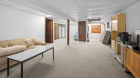 Tiny photo for 1 Oak Creek Road, Rolling Meadows, IL 60008 (MLS # 12691445)