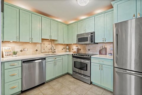 Tiny photo for 1450 N Astor Street #8C, Chicago, IL 60610 (MLS # 12576709)
