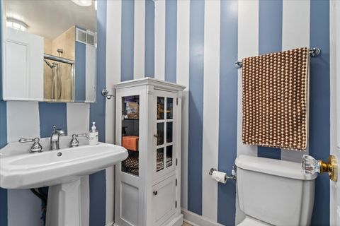 Tiny photo for 1450 N Astor Street #8C, Chicago, IL 60610 (MLS # 12576709)