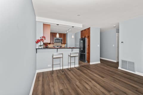 Tiny photo for 5855 N SHERIDAN Road #19F, Chicago, IL 60660 (MLS # 12722744)