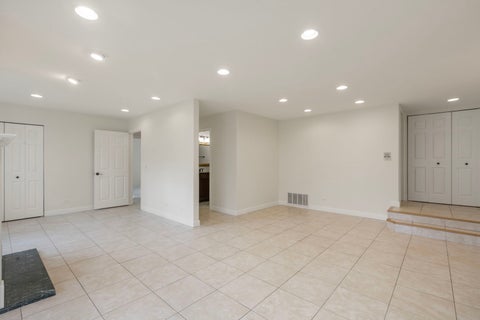 Tiny photo for 1255 Regency Court #1255, Vernon Hills, IL 60061 (MLS # 12743544)