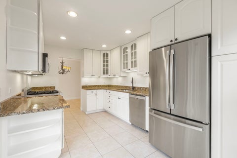 Tiny photo for 1255 Regency Court #1255, Vernon Hills, IL 60061 (MLS # 12743544)