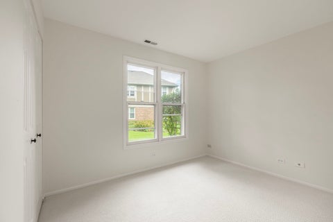 Tiny photo for 1255 Regency Court #1255, Vernon Hills, IL 60061 (MLS # 12743544)