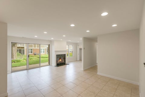 Tiny photo for 1255 Regency Court #1255, Vernon Hills, IL 60061 (MLS # 12743544)