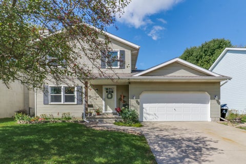 Tiny photo for 2104 Park Place Drive, Bloomington, IL 61701 (MLS # 12766646)
