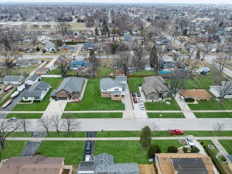 Tiny photo for 8110 Lockwood Avenue, Burbank, IL 60459 (MLS # 12748585)
