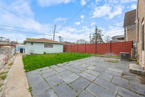 Tiny photo for 1941 N New England Avenue, Chicago, IL 60707 (MLS # 12476474)