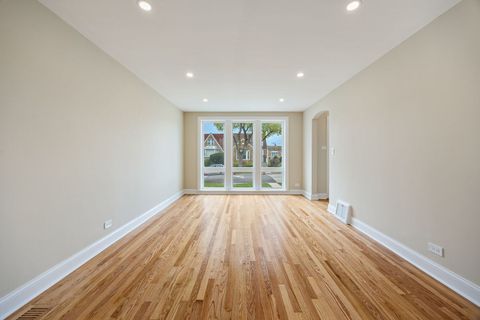 Tiny photo for 1941 N New England Avenue, Chicago, IL 60707 (MLS # 12476474)