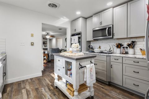 Tiny photo for 107 Kiowa Court, Loda, IL 60948 (MLS # 12590592)