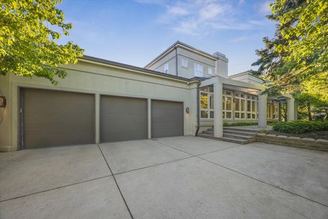 Tiny photo for 125 Circle Ridge Drive, Burr Ridge, IL 60527 (MLS # 12652076)