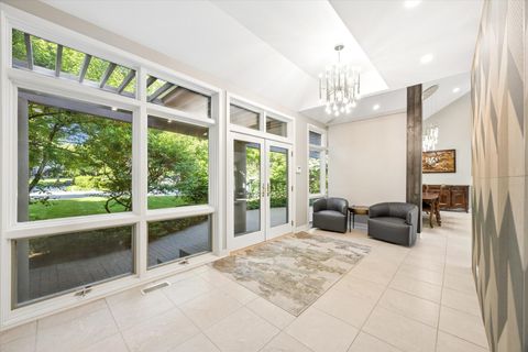 Tiny photo for 125 Circle Ridge Drive, Burr Ridge, IL 60527 (MLS # 12652076)