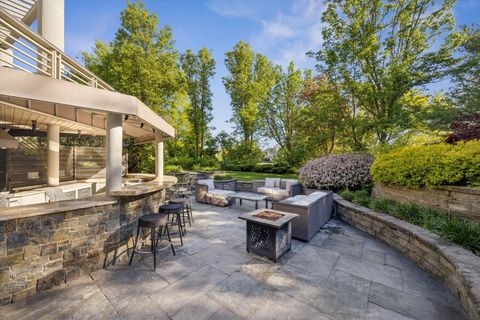 Tiny photo for 125 Circle Ridge Drive, Burr Ridge, IL 60527 (MLS # 12652076)