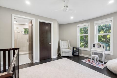 Tiny photo for 125 Circle Ridge Drive, Burr Ridge, IL 60527 (MLS # 12652076)