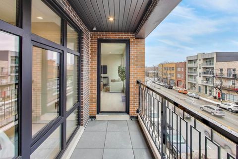 Tiny photo for 1317 N Western Avenue #203, Chicago, IL 60622 (MLS # 12533190)