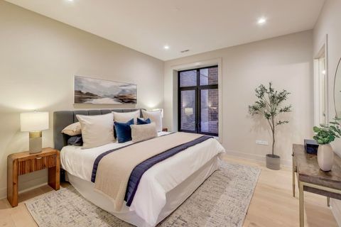 Tiny photo for 1317 N Western Avenue #203, Chicago, IL 60622 (MLS # 12533190)