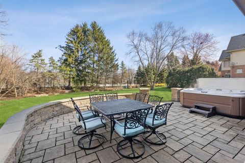 Tiny photo for 11602 Briarwood Lane, Burr Ridge, IL 60527 (MLS # 12608641)