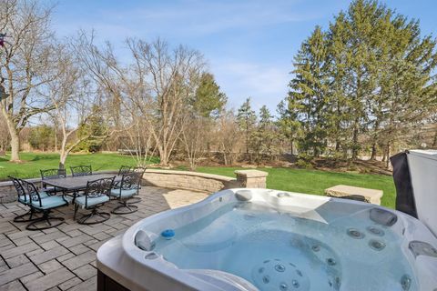 Tiny photo for 11602 Briarwood Lane, Burr Ridge, IL 60527 (MLS # 12608641)