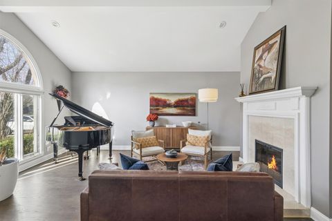 Tiny photo for 11602 Briarwood Lane, Burr Ridge, IL 60527 (MLS # 12608641)