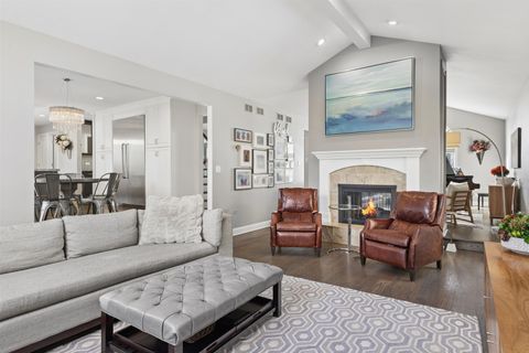 Tiny photo for 11602 Briarwood Lane, Burr Ridge, IL 60527 (MLS # 12608641)