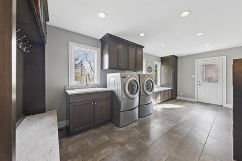 Tiny photo for 11602 Briarwood Lane, Burr Ridge, IL 60527 (MLS # 12608641)