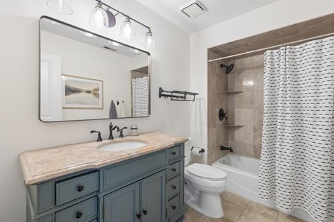 Tiny photo for 11602 Briarwood Lane, Burr Ridge, IL 60527 (MLS # 12608641)