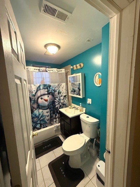 2252 S Sacramento Avenue