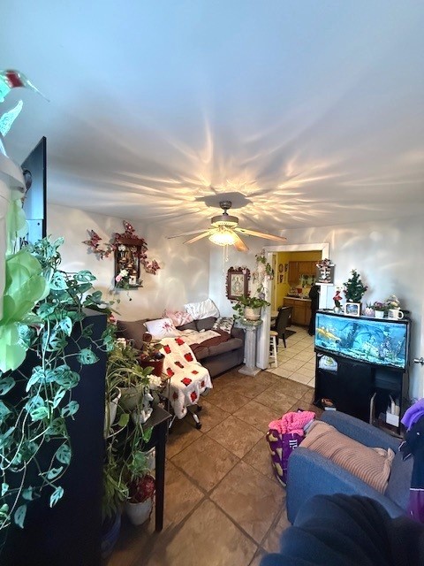 2252 S Sacramento Avenue