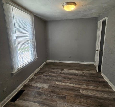 Tiny photo for 218 OAKWOOD Avenue, Rockford, IL 61101 (MLS # 12669583)