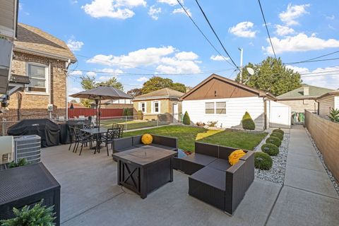 Tiny photo for 1807 East Avenue, Berwyn, IL 60402 (MLS # 12489537)