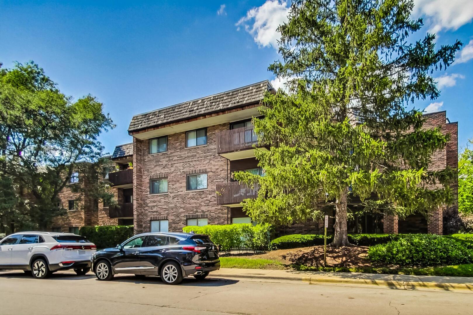 3110 Pheasant Creek Drive 104