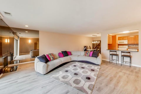 Tiny photo for 3110 Pheasant Creek Drive #104, Northbrook, IL 60062 (MLS # 12664223)