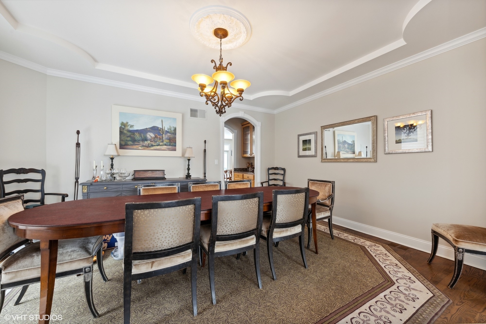 613 Lakeside Drive