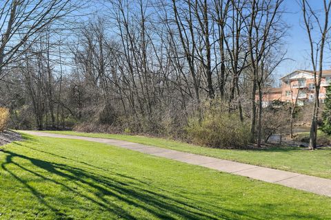 Tiny photo for 801 N Mclean Boulevard #156, Elgin, IL 60123 (MLS # 12607961)