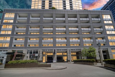 Photo of 240 E Illinois Street #1004, Chicago, IL 60611 (MLS # 12363939)