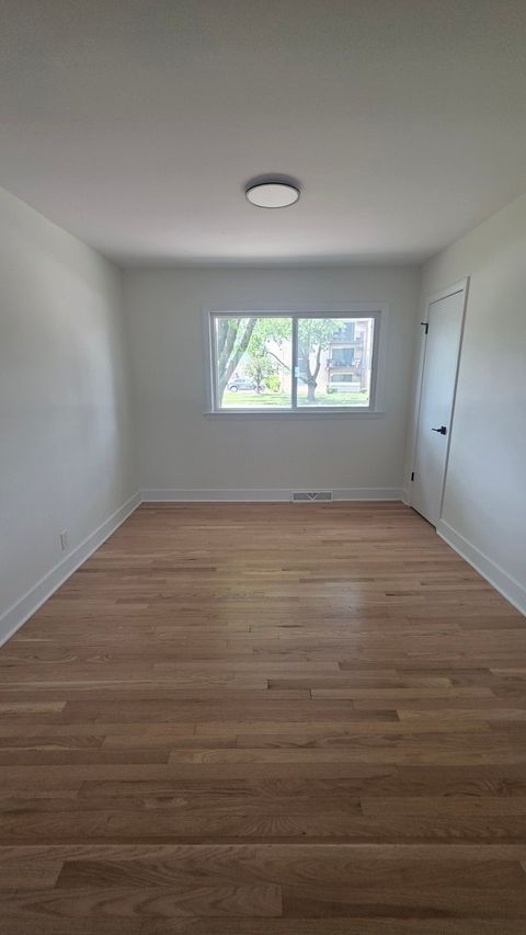 Tiny photo for Oak Lawn, IL 60453 (MLS # 12656713)